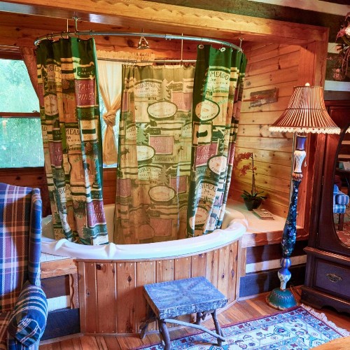 Creekwalk Inn Bed and Breakfast with Cabins - image 17