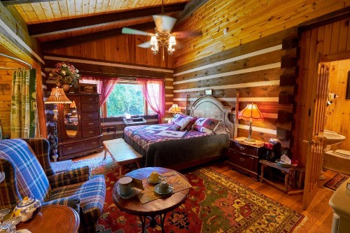Creekwalk Inn Bed and Breakfast with Cabins - image 33