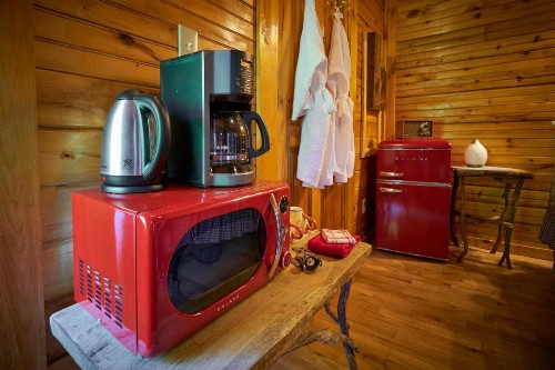 Creekwalk Inn Bed and Breakfast with Cabins - image 9