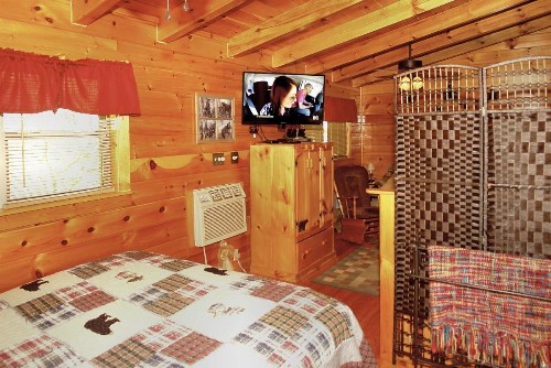 A Bit of Heaven Cabin - image 15