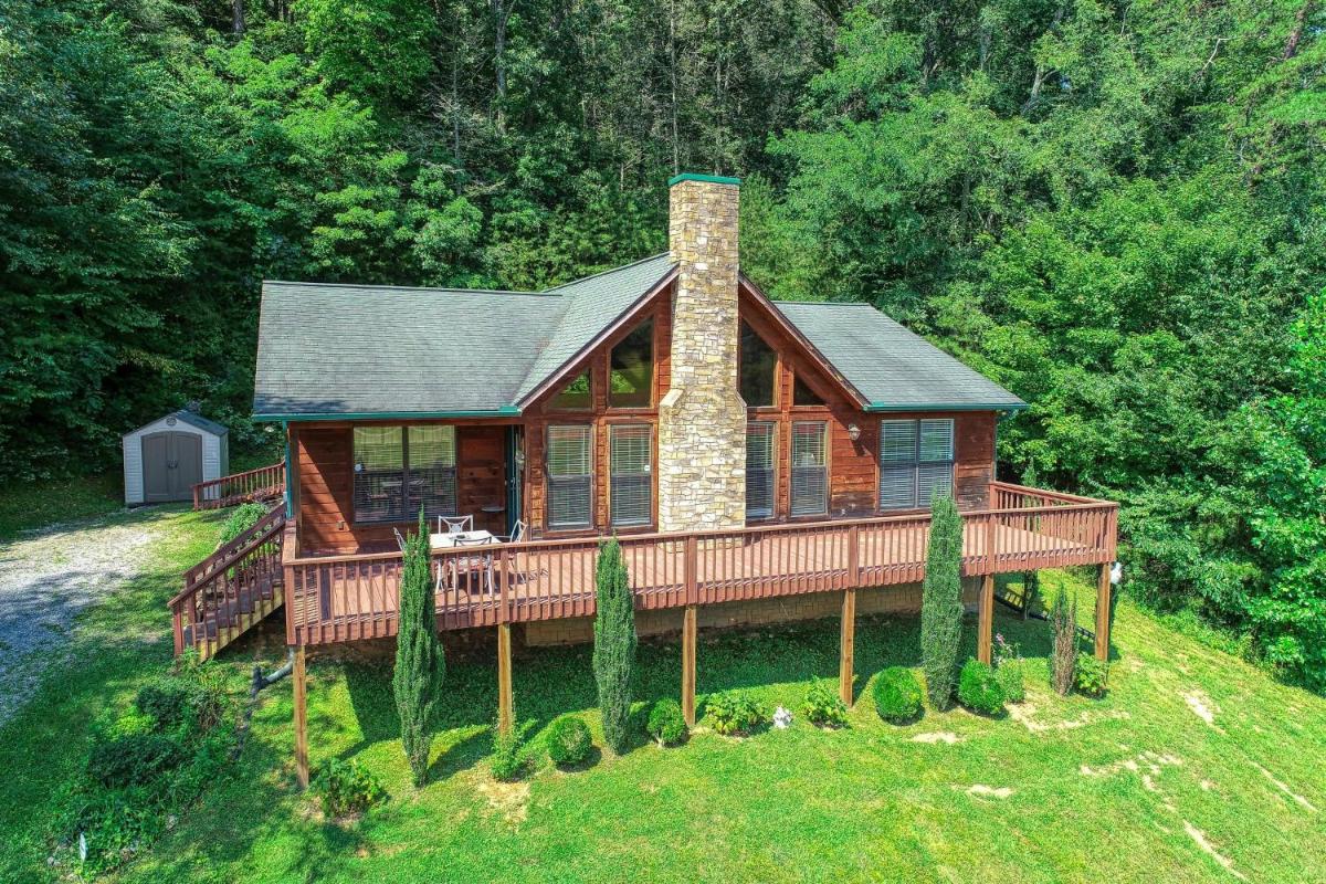 Moosetrax Cabin - main image