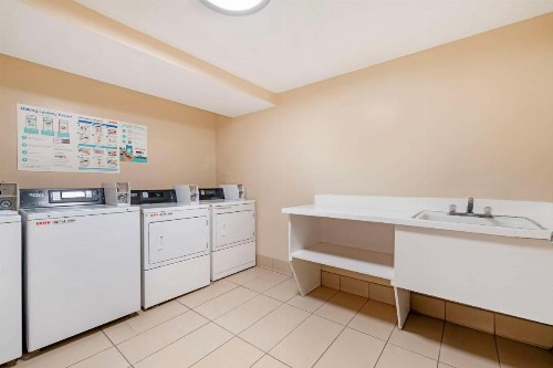 Best Western Plus Newport Mesa Inn - image 20