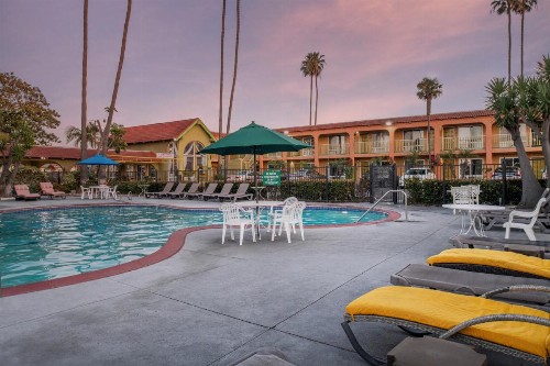 Vagabond Inn Costa Mesa - image 10