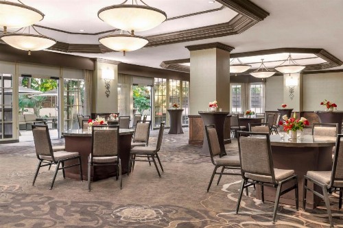 Hilton Orange County/Costa Mesa - image 17