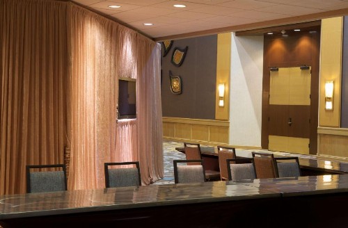 Hilton Orange County/Costa Mesa - image 23