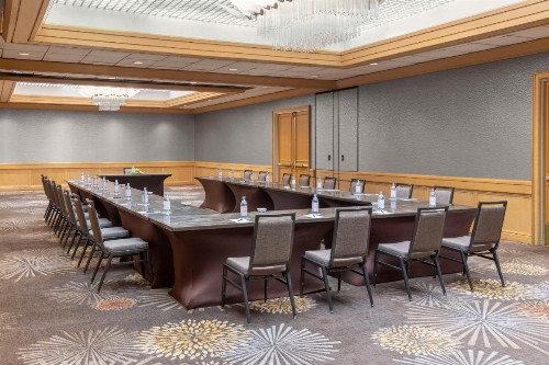 Hilton Orange County/Costa Mesa - image 34
