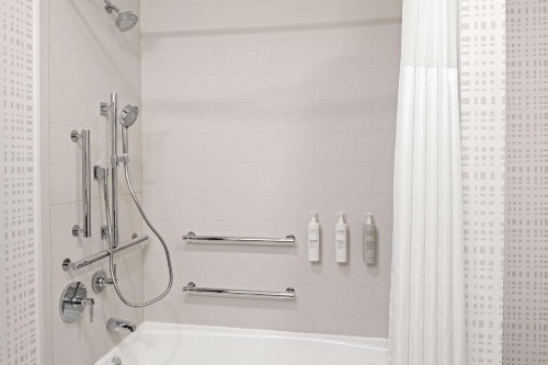 Holiday Inn Express Costa Mesa an IHG Hotel - image 24