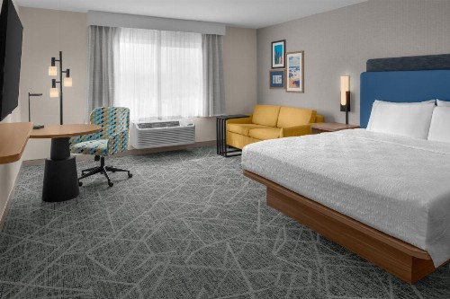 Holiday Inn Express Costa Mesa an IHG Hotel - image 38