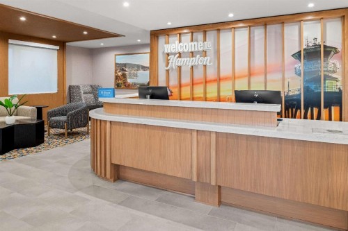 Holiday Inn Express Costa Mesa an IHG Hotel - image 7