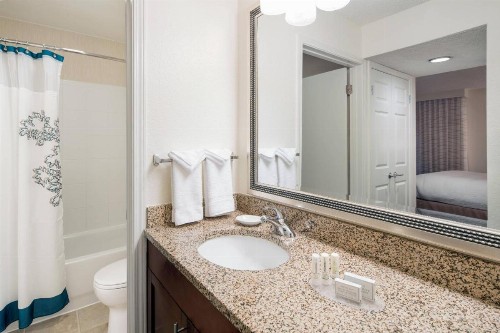 Residence Inn Costa Mesa Newport Beach - image 10