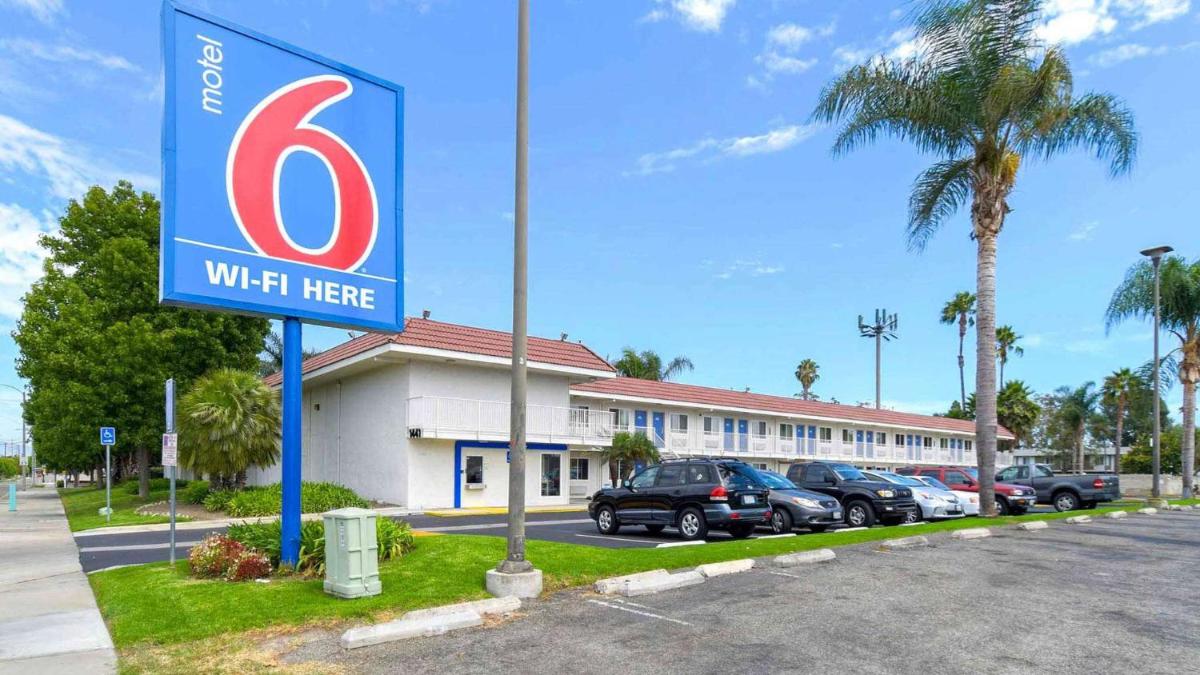 Motel 6-Costa Mesa CA - main image