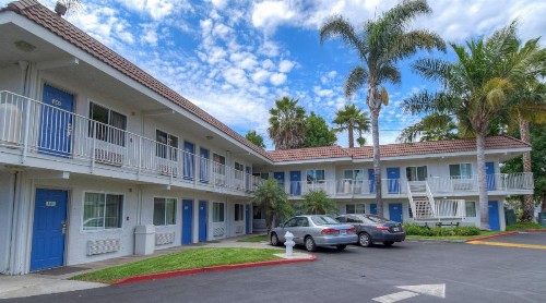 Motel 6-Costa Mesa CA - image 25
