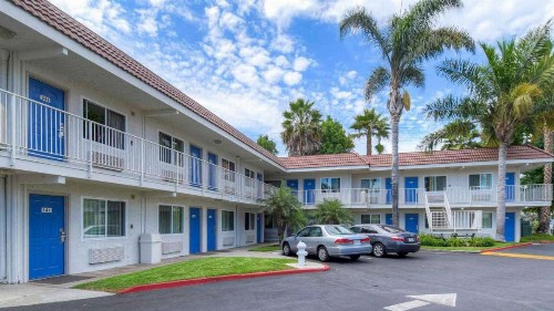 Motel 6-Costa Mesa CA - image 26