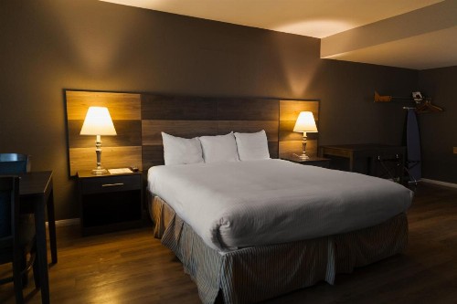 Cozy Inn - image 13