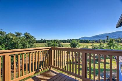 Rural Retreat with Fire Pit 19 Miles to Eugene