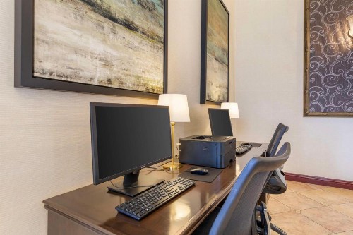 Best Western Plus West Covina Inn - image 15