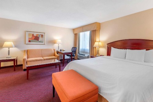 Best Western Plus West Covina Inn - image 31
