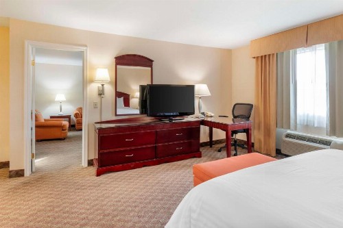 Best Western Plus West Covina Inn - image 37