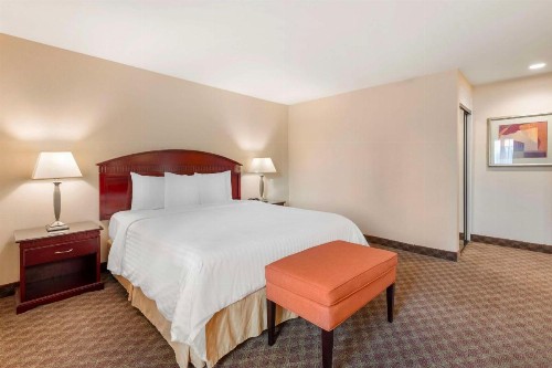 Best Western Plus West Covina Inn - image 38