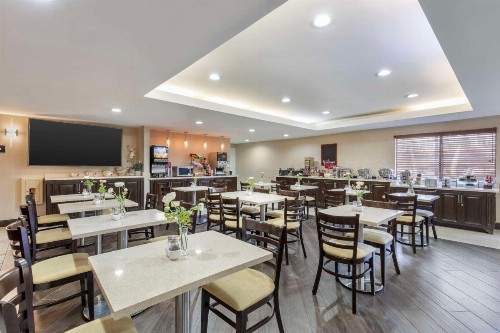 Best Western Plus West Covina Inn - image 4