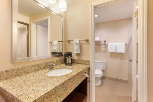 Best Western Plus West Covina Inn - image 43