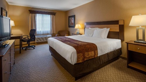 Best Western Crandon Inn & Suites - image 32