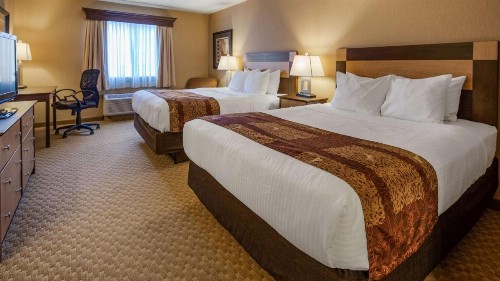 Best Western Crandon Inn & Suites - image 6