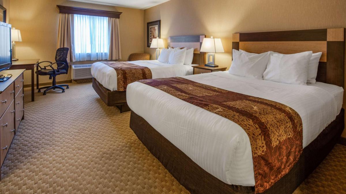 Best Western Crandon Inn & Suites - image 6