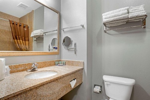 Best Western Wakulla Inn & Suites - image 3