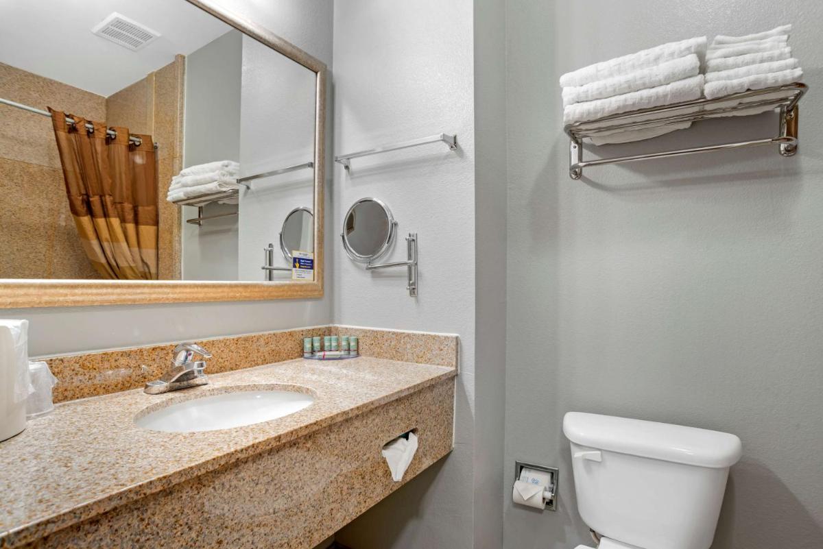 Best Western Wakulla Inn & Suites - image 3