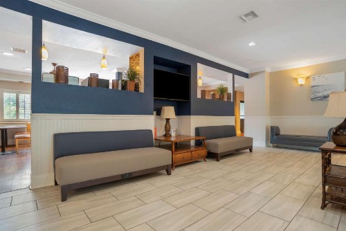 Best Western Wakulla Inn & Suites - image 5