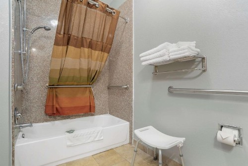 Best Western Wakulla Inn & Suites - image 9