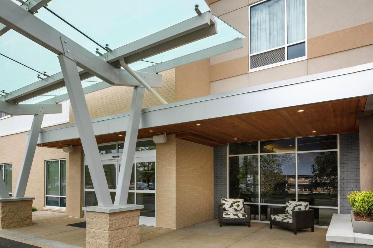 Fairfield Inn & Suites By Marriott Louisville Northeast - image 7