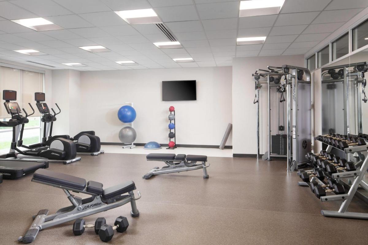 Towneplace Suites By Marriott Louisville Northeast - image 7