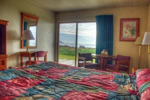Crescent Beach Motel - image 40