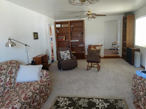 Lakeside Hostel & Guest House - image 11