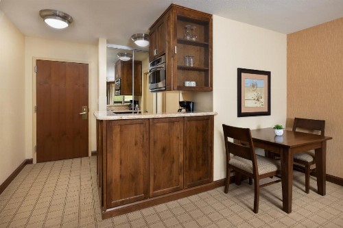 Elevation Hotel & Spa - image 27
