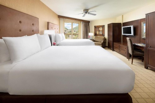 Elevation Hotel & Spa - image 6