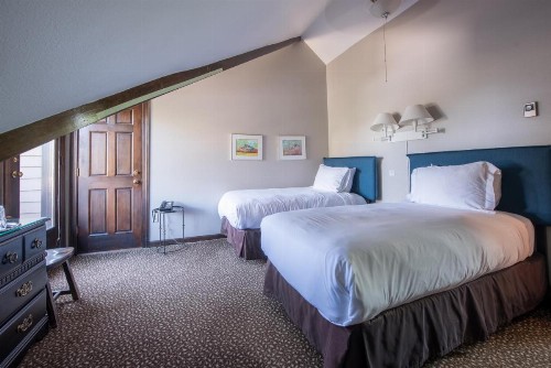 Elk Mountain Lodge - image 29
