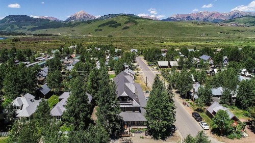 Elk Mountain Lodge - image 4