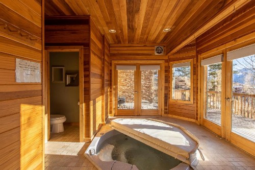 Nordic Inn - image 31