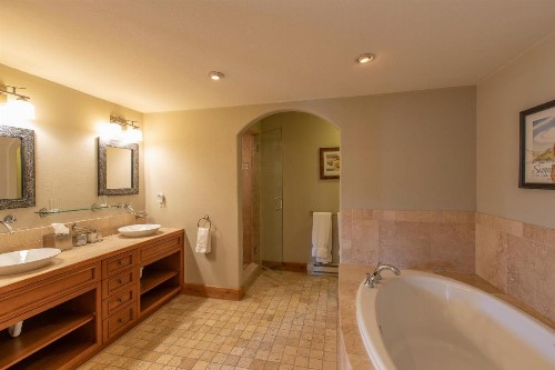 Nordic Inn - image 34