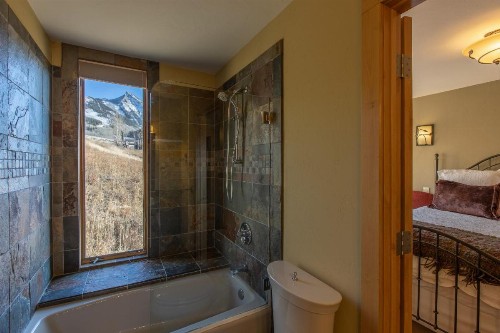 Nordic Inn - image 38