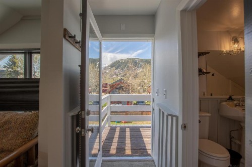 Purple Mountain Bed & Breakfast & Spa - image 13