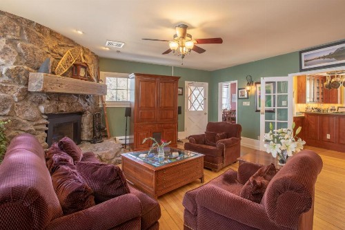 Purple Mountain Bed & Breakfast & Spa - image 3