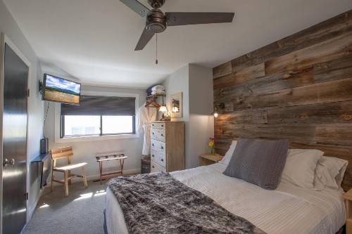 Purple Mountain Bed & Breakfast & Spa - image 40