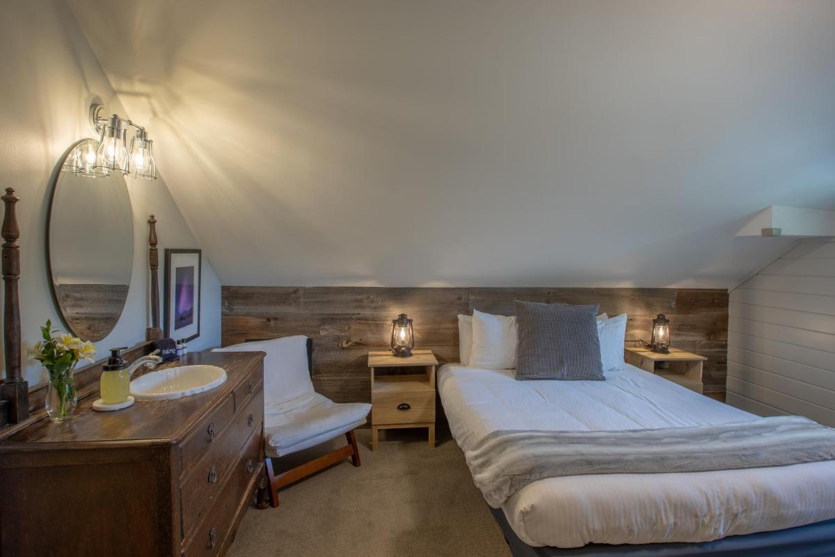 Purple Mountain Bed & Breakfast & Spa - image 5