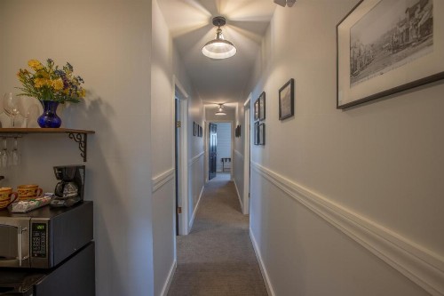 Purple Mountain Bed & Breakfast & Spa - image 9