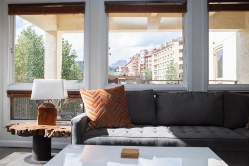 Mountain-Modern 3 Br Condo Condo - image 18
