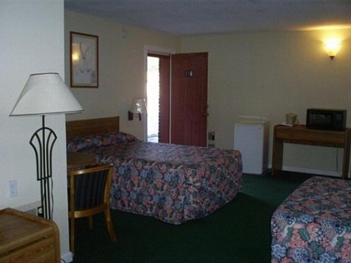 Crestview Inn - image 3